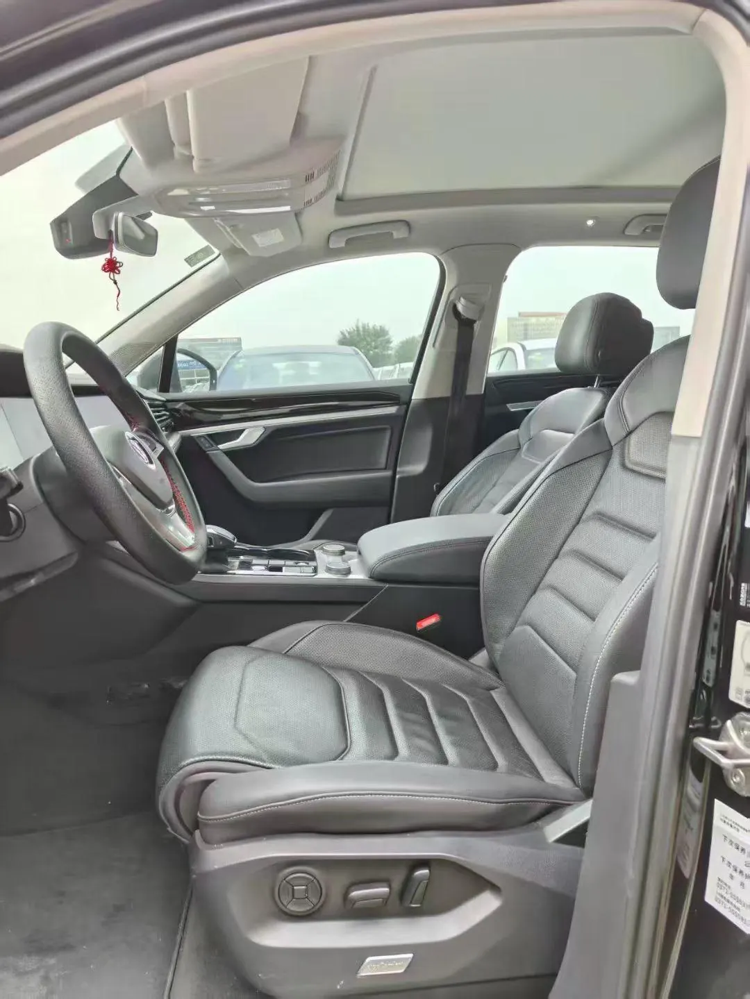 Volkswagen Touareg (Imported) 2020 Touareg 3.0TSI Sharp Edition Automatic Gear 5