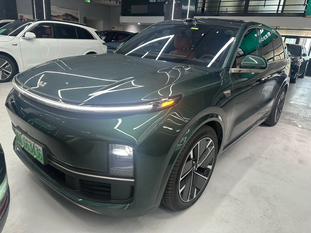 Li 2025 L9 Ultra Smart Refresh Edition Automatic Transmission - View 1