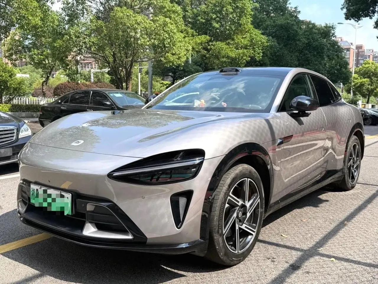 Открыть галерею: MI 2025 YU7 Long Endurance Rear Drive Automatic Gear