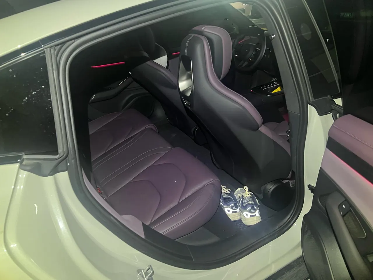 MI 2024 SU 7 800km 4-wheel drive ultra-long endurance high-end smart driving Max version automatic gear 6