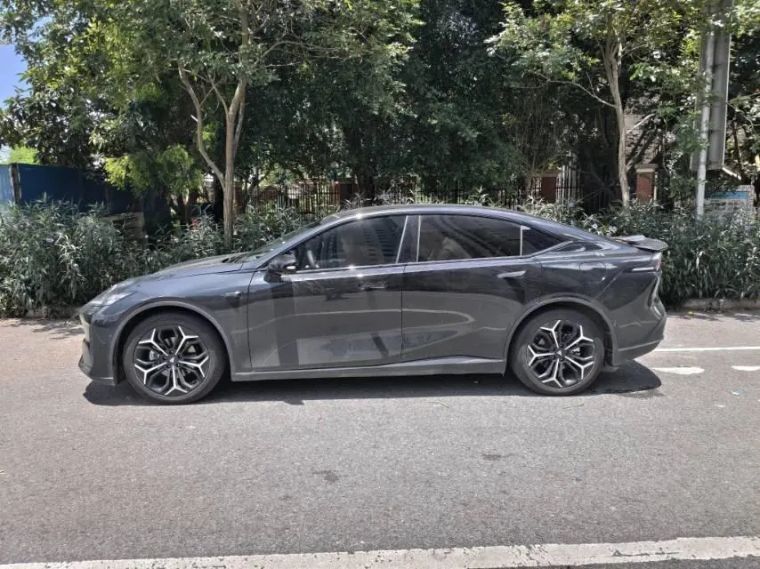 ChangAn Deepal 2026 L 07 240Ultra Huawei Gankun Zhijia ADS SE Edition Automatic Gear 3