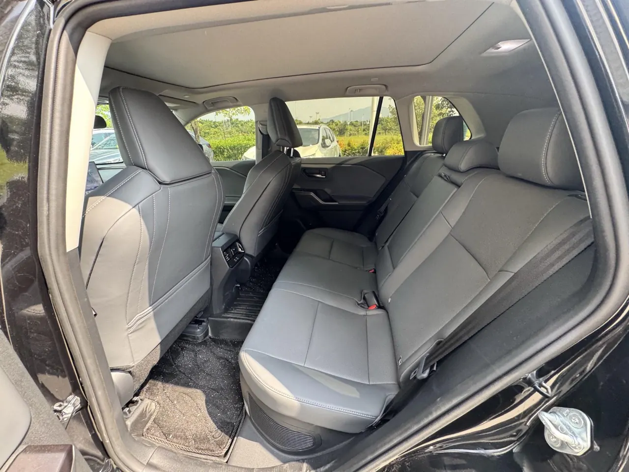 Toyota 2026 Wildlander Dual-Engine 2.0 CVT Intelligent Electric Hybrid PRO Automatic Transmission 5
