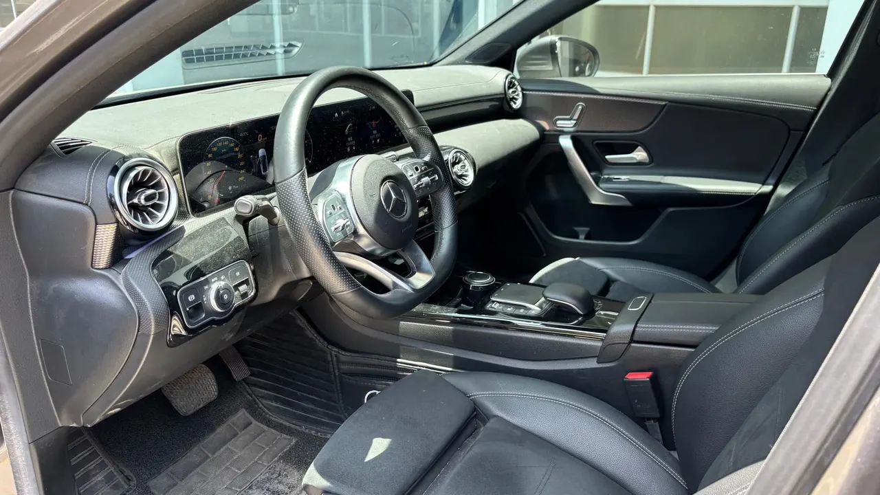 Mercedes Benz Class A 2020 A 200 L 1.3T Fashion (Modified) Automatic Gear 14