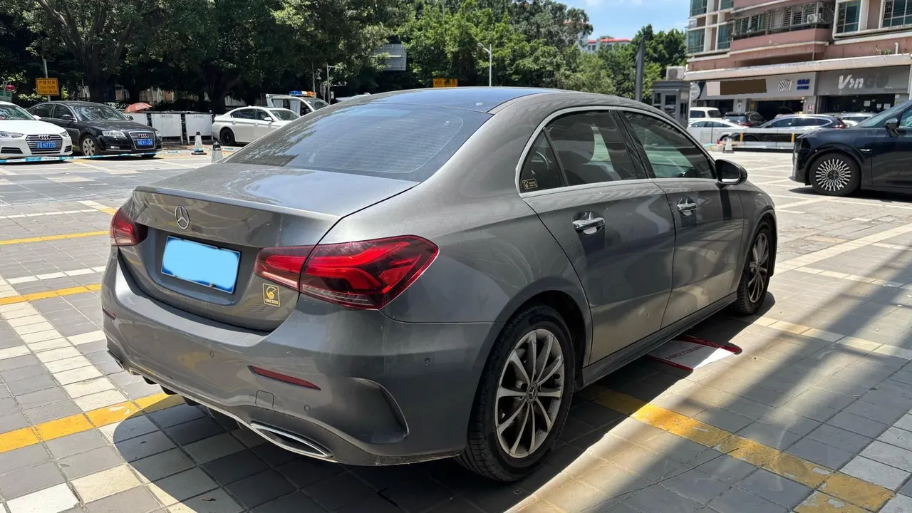 Mercedes Benz Class A 2020 A 200 L 1.3T Fashion (Modified) Automatic Gear 5