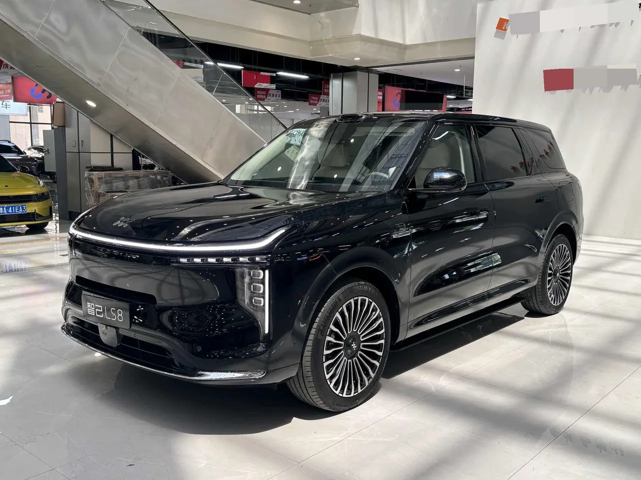 Открыть галерею: IM 2026 IM LS8 66 Ultra Technology Flagship Large Five-seater Automatic Transmission