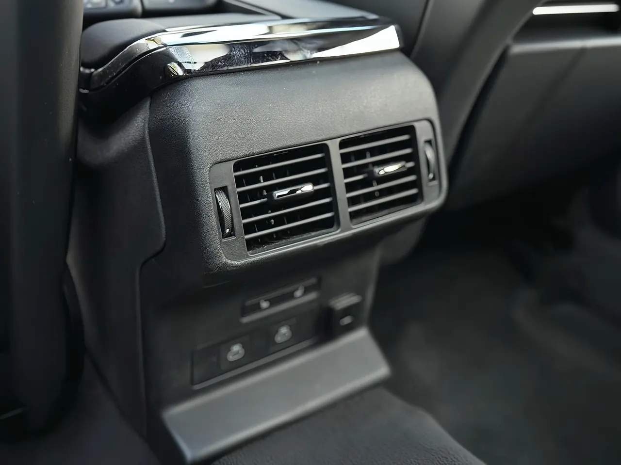 Land Rover Range Rover Star Pulse (Imported) 2025 Range Rover Star Pulse 2.0T Dynamic HSE Automatic Gear 8