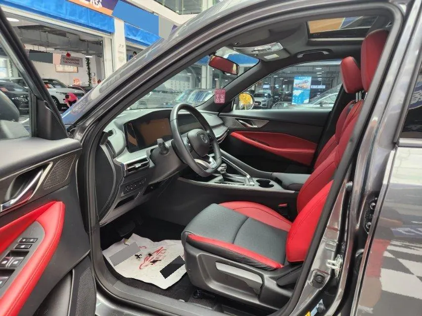 ChangAn 2021 CS35 PLUS 1.4T Modified Blue Whale NE Luxury Automatic Gear 4