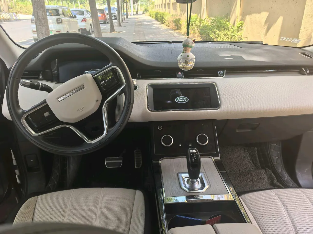 Land Rover 2021 Range Rover Aurora L 48V 2.0T 249PS R-Dynamic S Performance Edition Automatic Gear 3