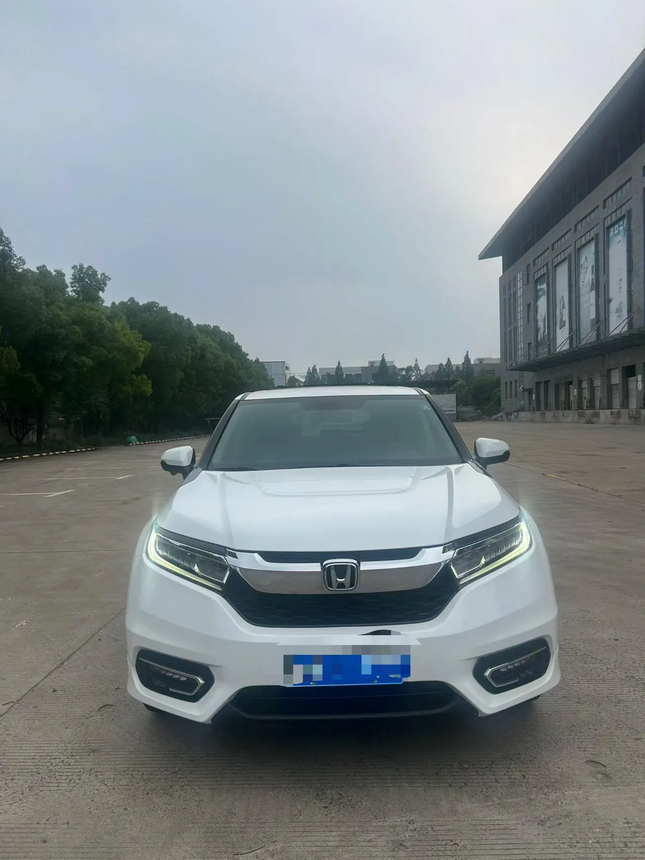 Honda 2020 crown road 2.0T 370TURBO four-wheel drive exclusive edition two-color automatic gear 2