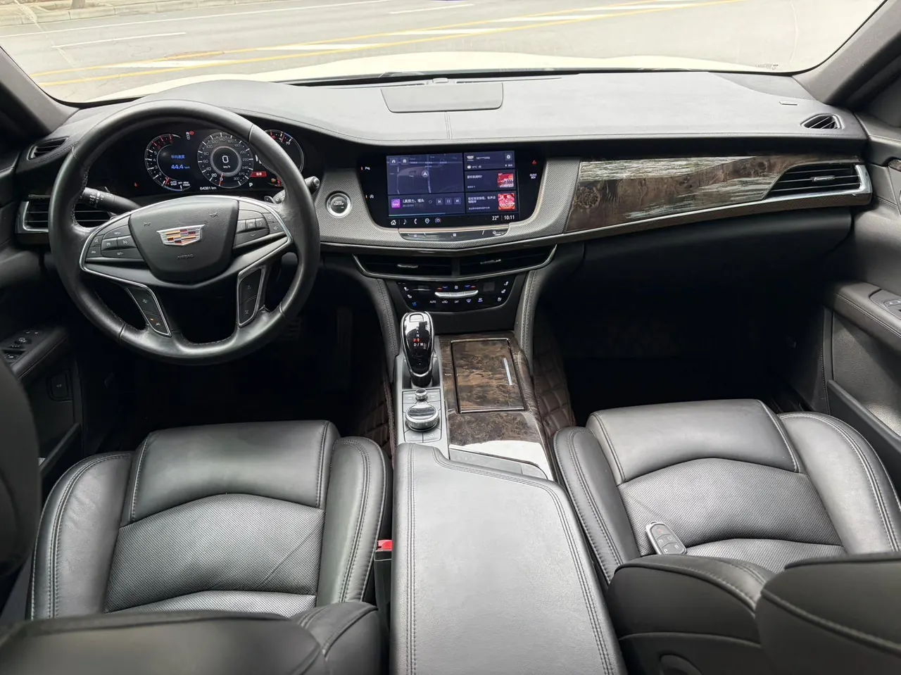 Cadillac 2022 CT6 2.0T 28T luxury automatic gear 4