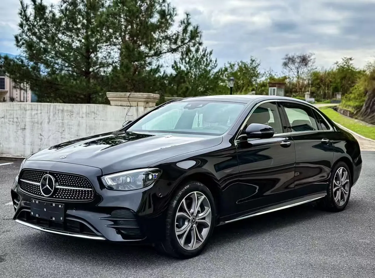 Mercedes Benz E-Class 2022 E 300 L 2.0T Sports Honorable Automatic Gear - View 1