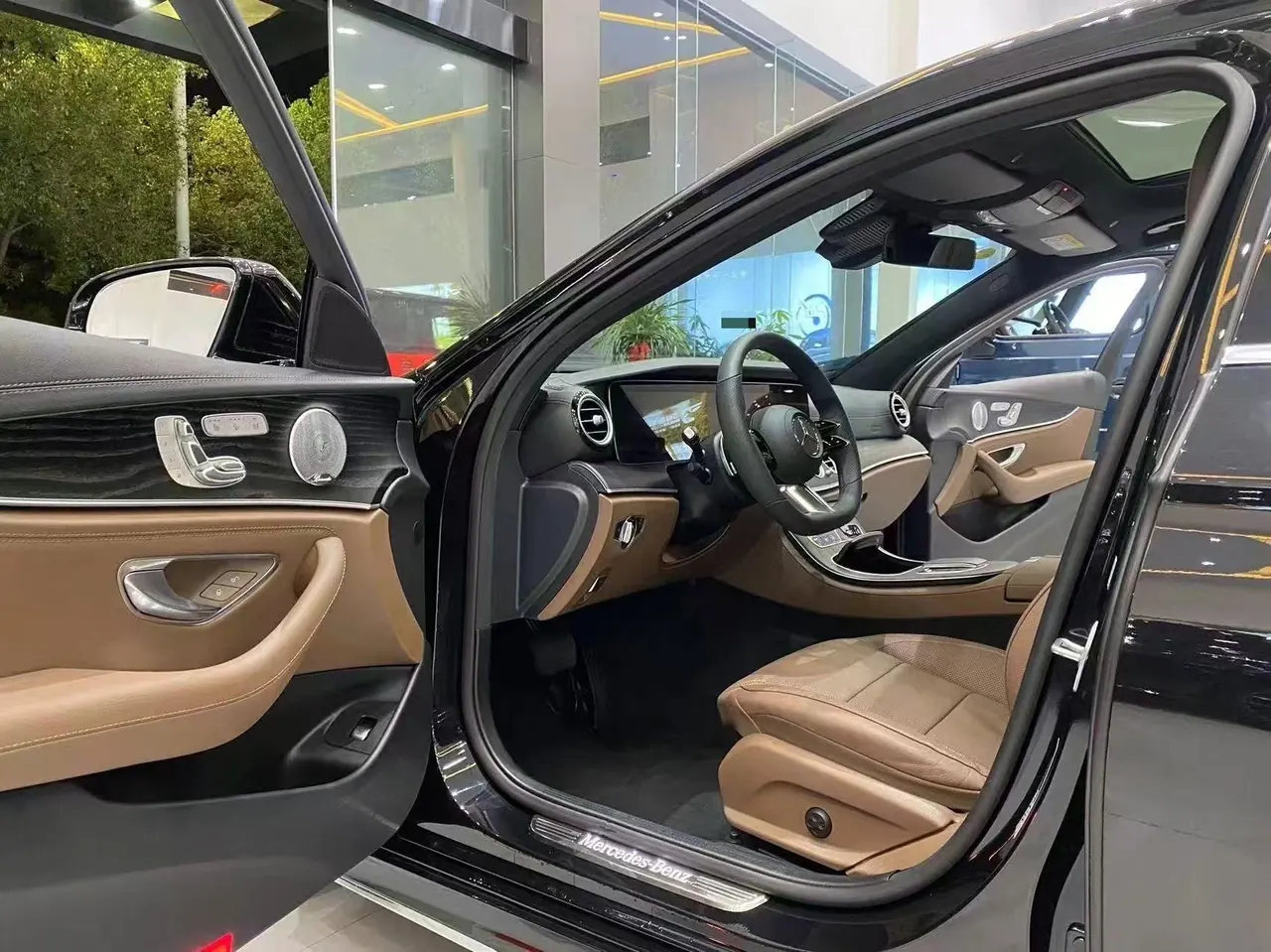 Mercedes Benz E-Class 2022 E 300 L 2.0T Sports Honorable Automatic Gear 6