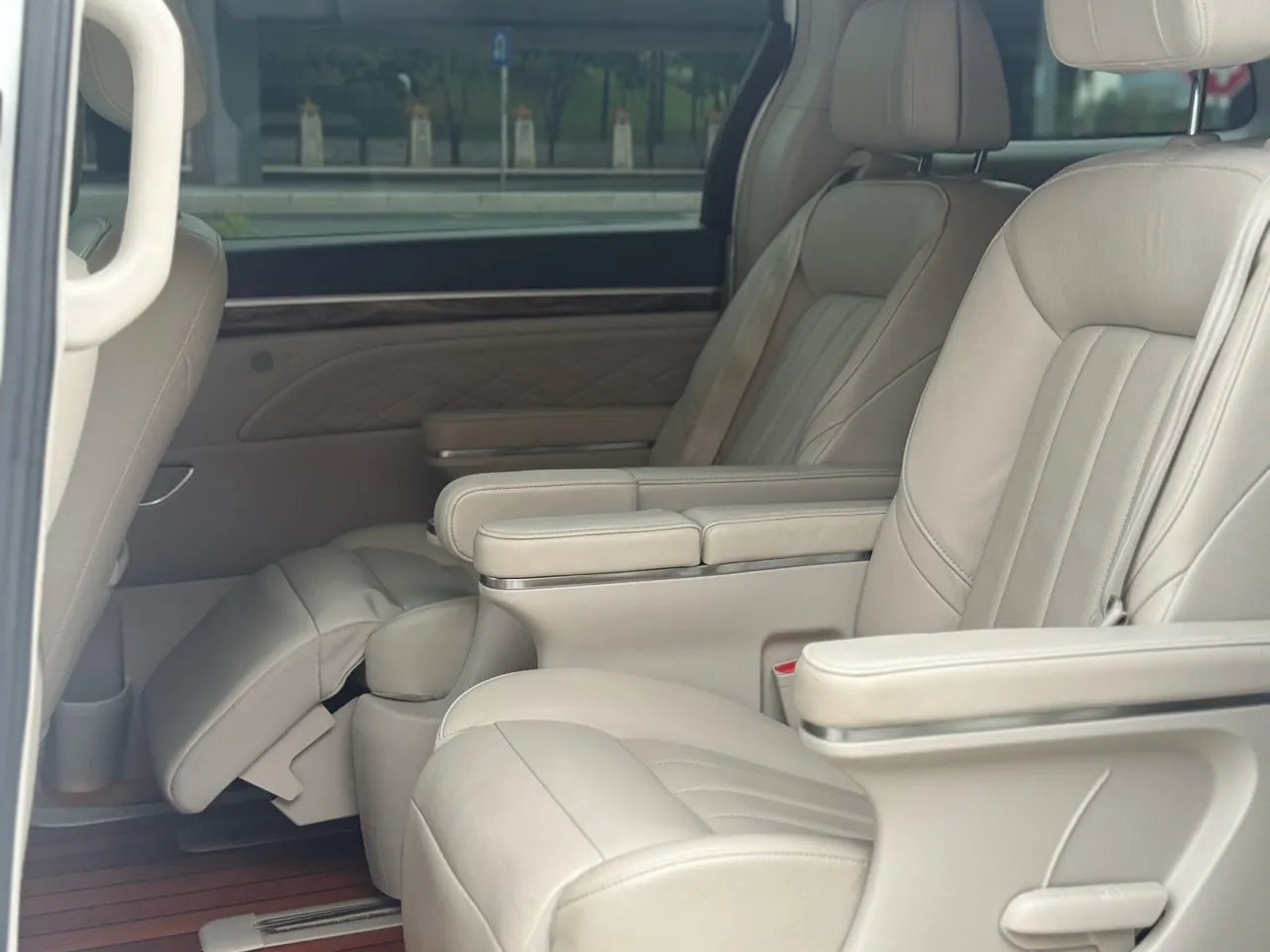 Chuanqi 2020 GM8 2.0T 390T Pilot Premium Automatic Gear 11