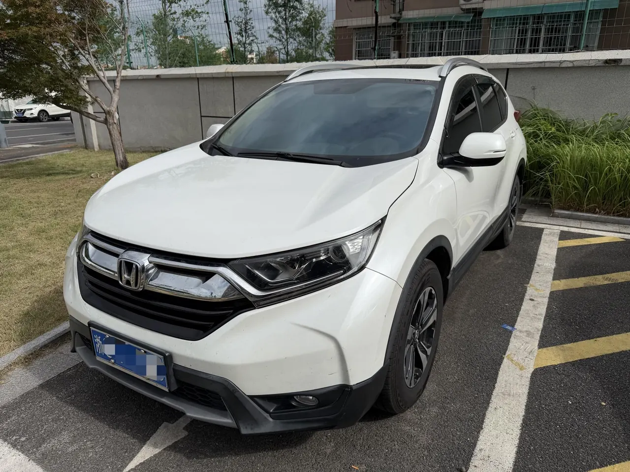 Honda 2020 CR-V 1.5T Stepless 240TURBO Shining Edition Two-Drive Comfort Edition Automatic Gear - View 1