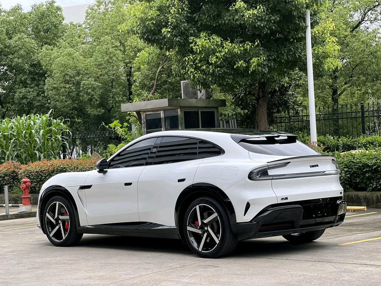 MI 2025 YU7 Long Endurance High Performance Four-wheel Drive Max Edition Automatic Gear 4