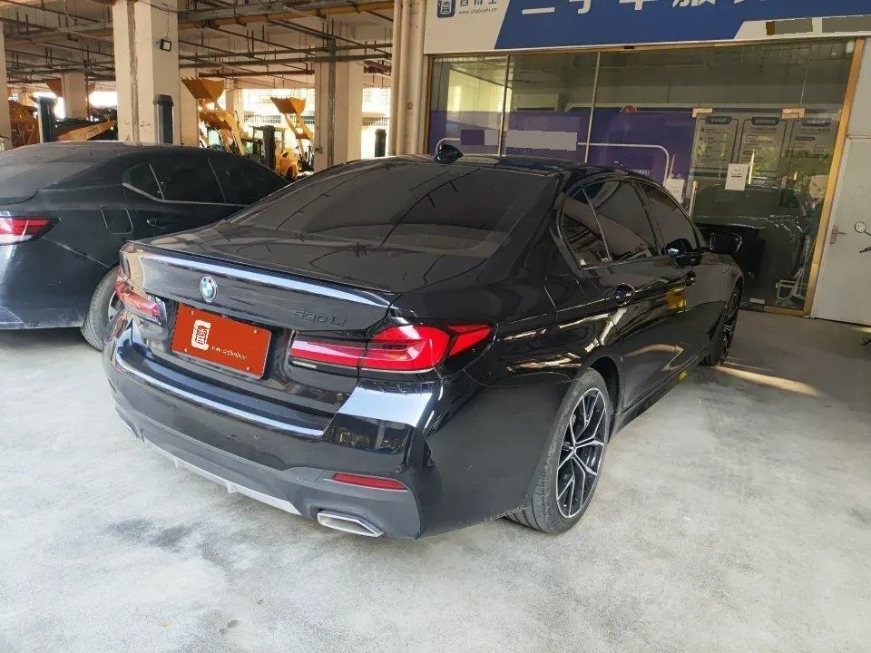 BMW 5 Series 2021 530Li 2.0T Exclusive M Sports Suit Automatic Gear 2
