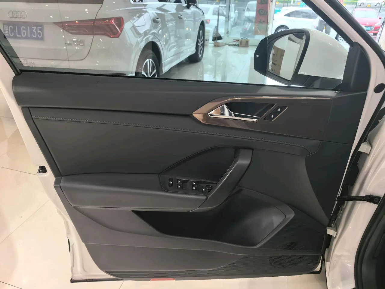Volkswagen 2022 Tuyue 1.4TSI 280TSI Two-Drive Ultimate Automatic Gear 4