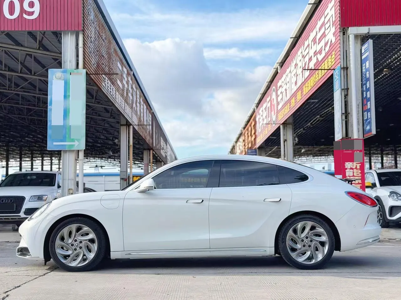 Ora 2022 Lightning Cat 555km Premium Edition Automatic Gear 3