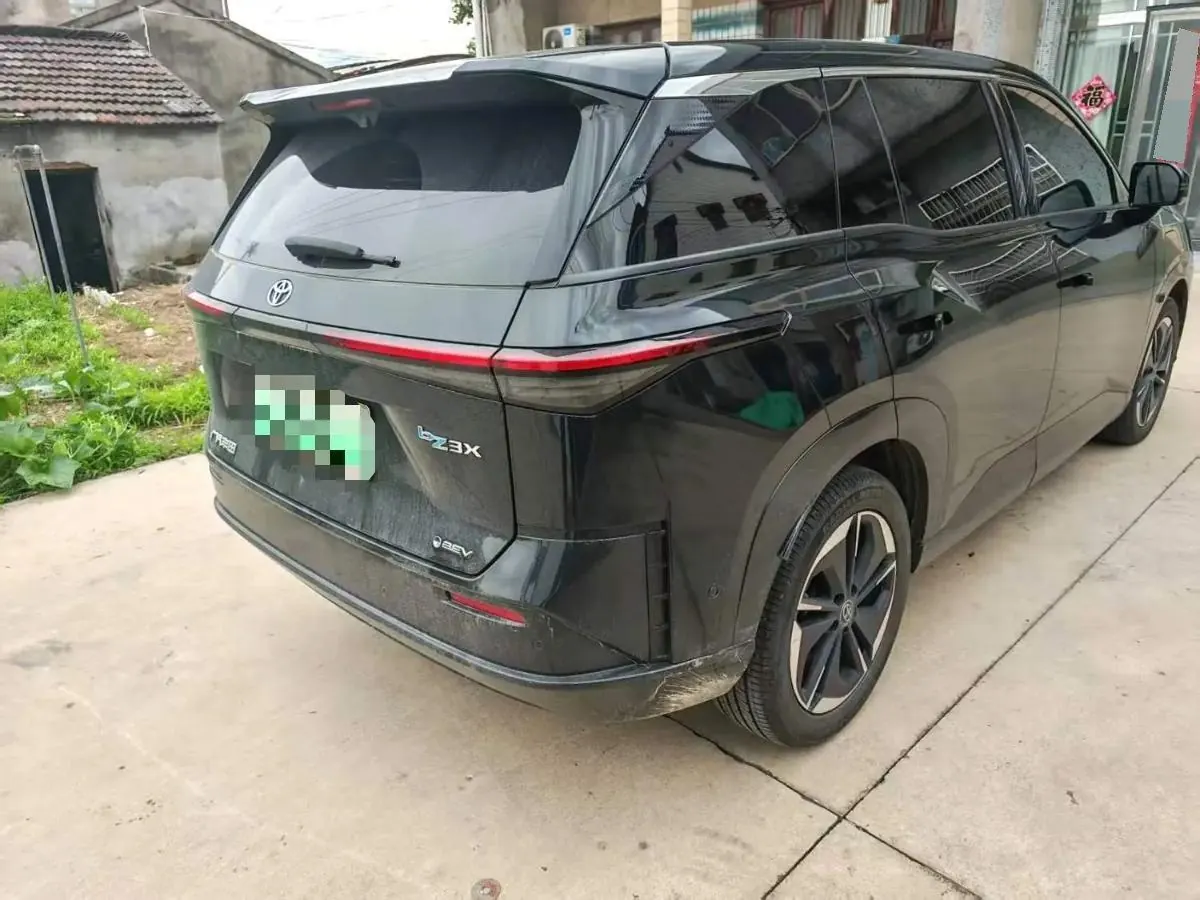 Toyota 2025 Platinum Intelligence 3X 520 Pro Advanced Intelligence Driving Edition Automatic Gear 3