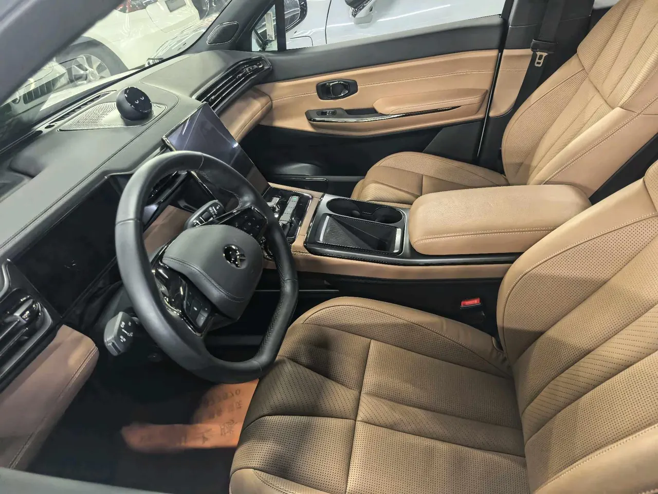 NIO 2020 ES8 Benchmark 580KM 6-seat automatic gear 2