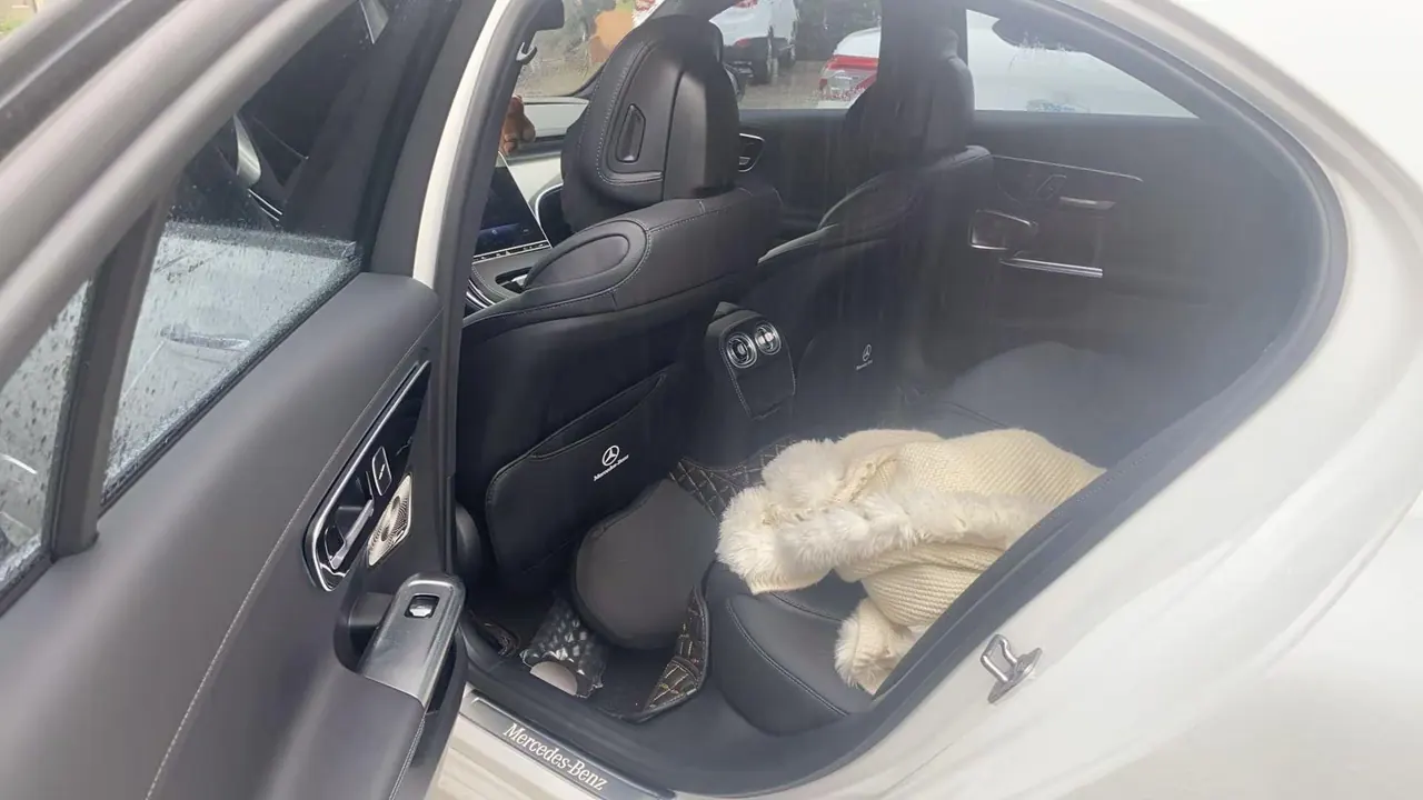 Mercedes Benz Class C 2026 C 260 L 48V 2.0T Sports Edition Automatic Gear 4