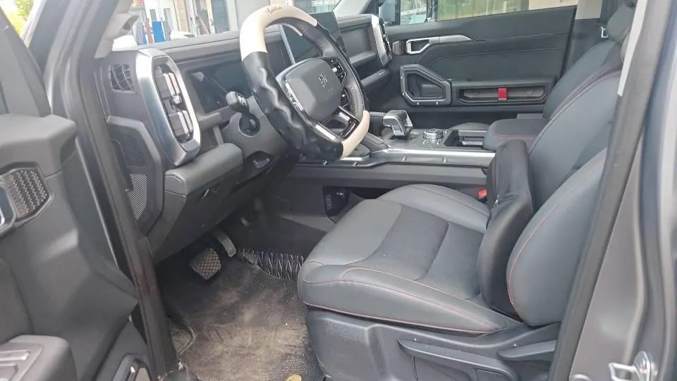 Jetour 2023 Travelers 1.5T Two-Drive Discovery PRO Automatic Gear 4