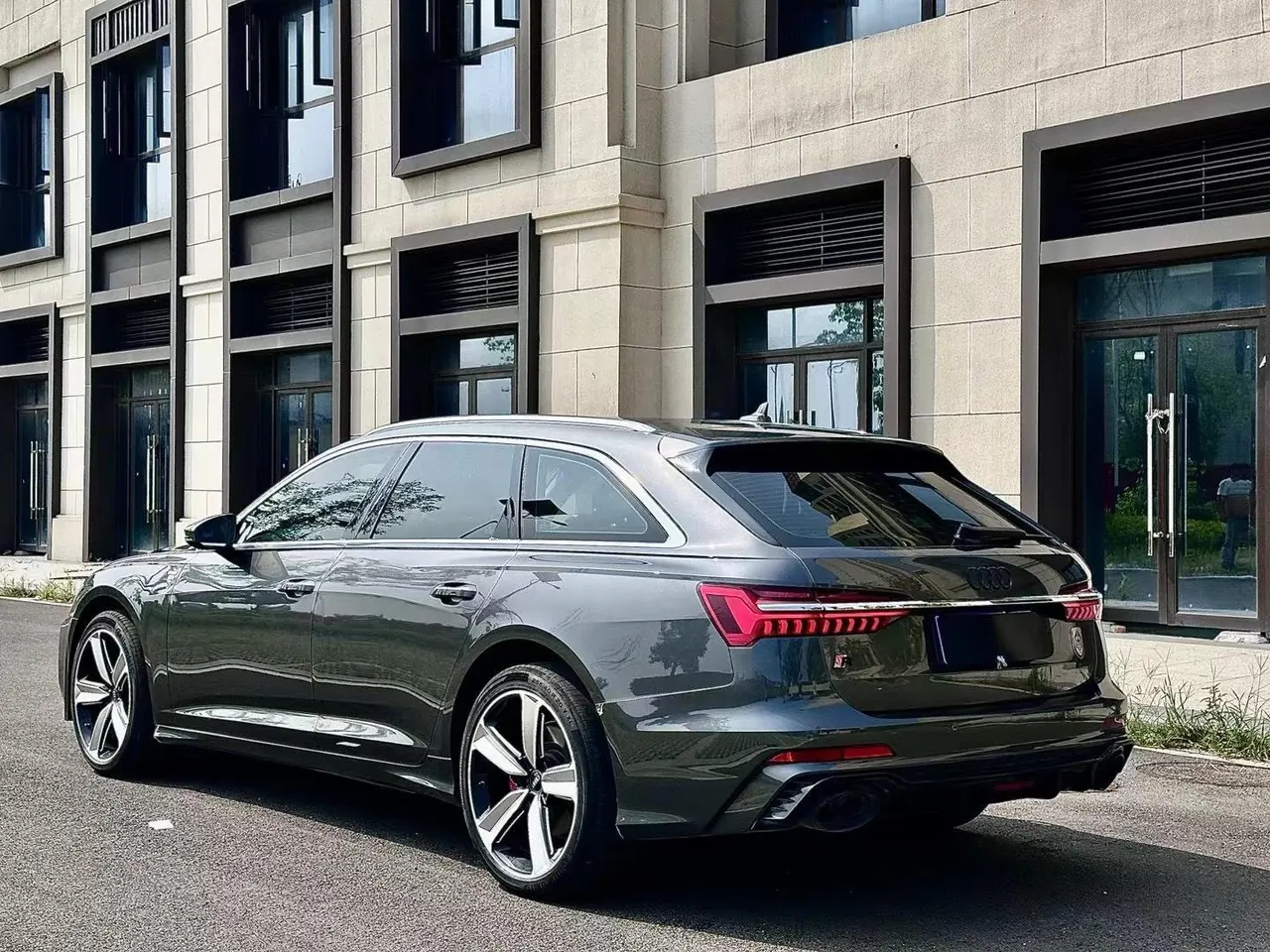 Audi A6 (Imported) 2021 A6 Avant 2.0TFSI 45TFSI Pioneer Selected Dynamic Automatic Gear 6