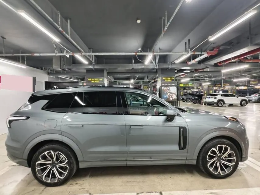 LYNK&amp;CO 2025 LYNK&amp;CO 09 EM-P 2.0TD 4-wheel drive Max5 automatic gear 4
