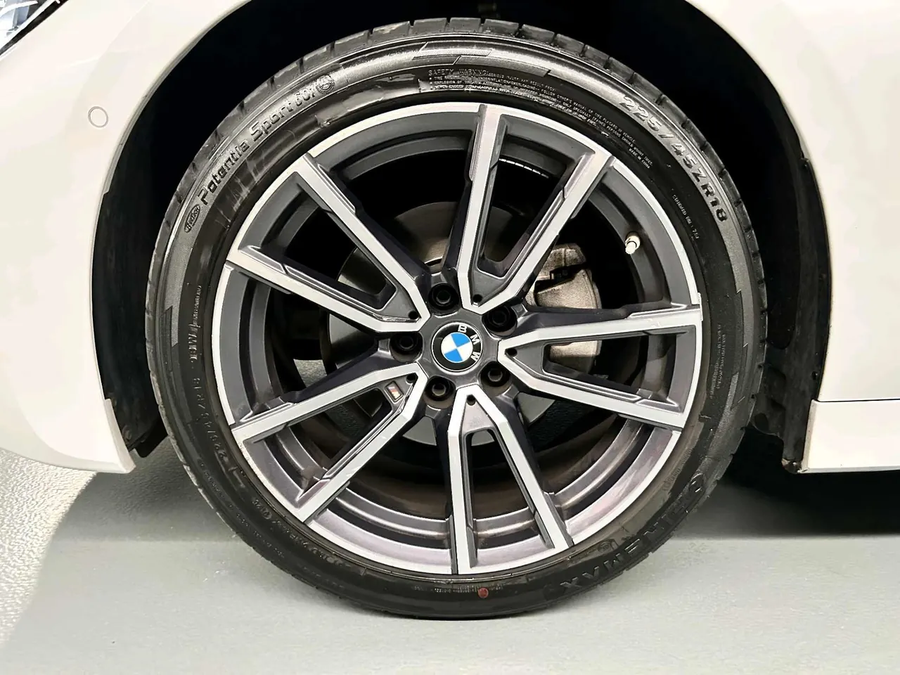 BMW 3 Series 2022 325Li 2.0T M Sports Suit (Modified) Automatic Gear 13