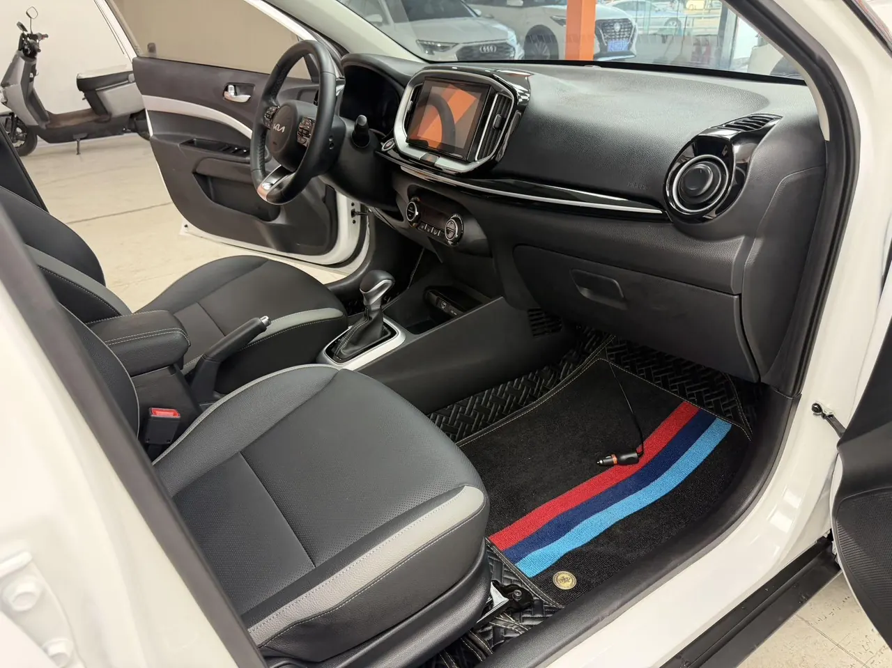 Kia 2021 Yi Run 1.4 Stepless Sunroof Automatic Transmission 9