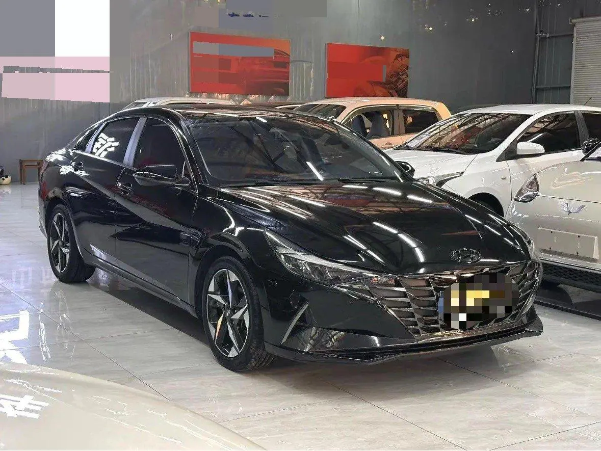 Hyundai 2021 Elantra -3-compartment 1.5 stepless LUX premium automatic gear 3