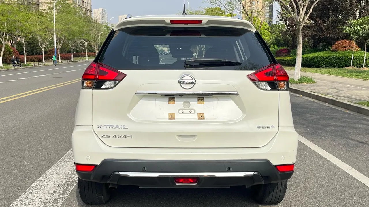 Nissan 2021 Qijun 2.5 Stepless XL ITS Four-wheel Drive Luxury Commemorative Edition Automatic Gear 7
