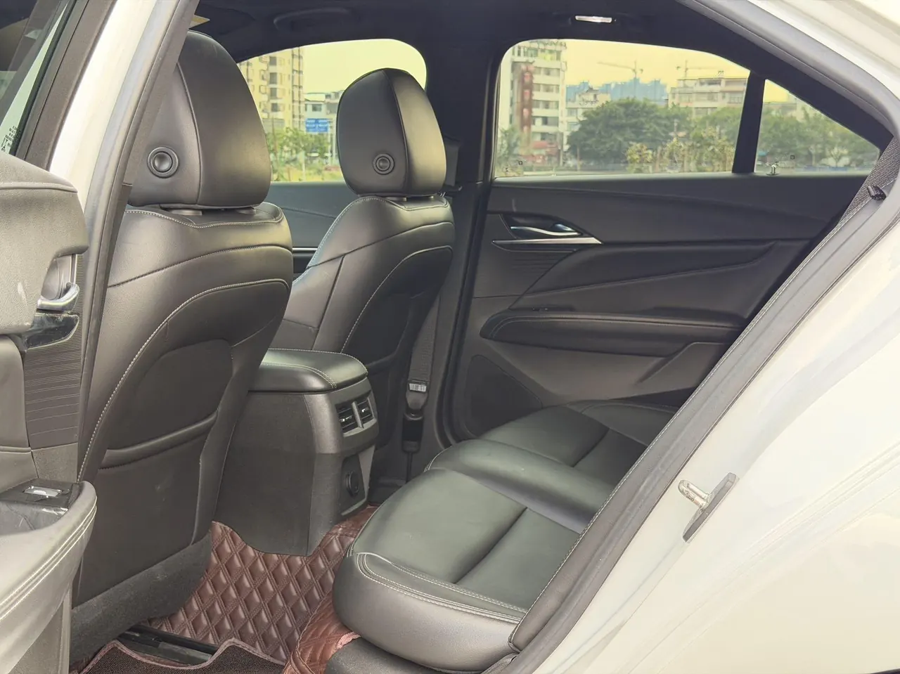 Cadillac 2021 CT4 2.0T 28T fashion (fashion) automatic gear 12