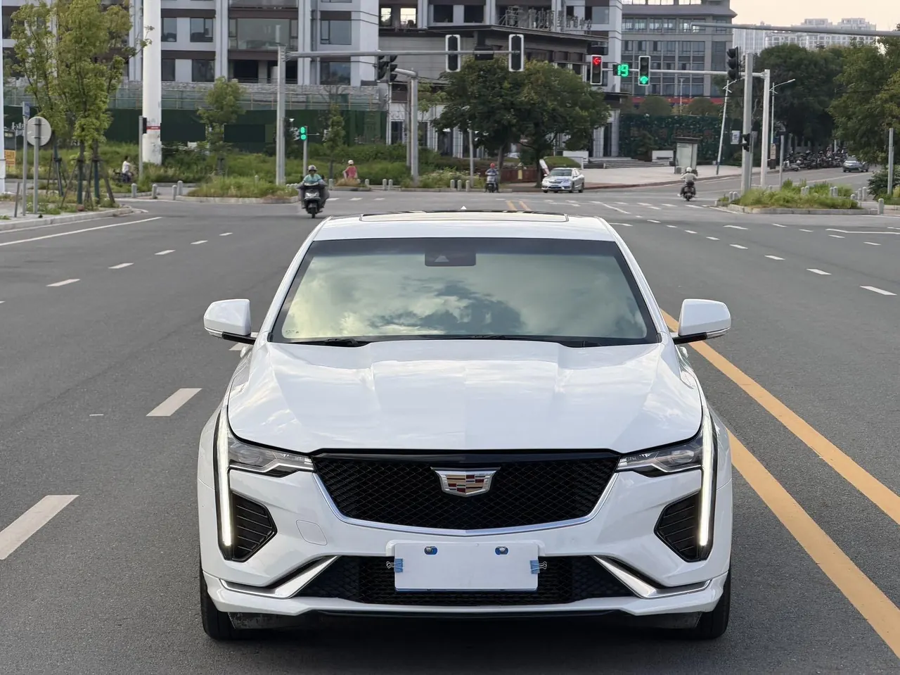 Cadillac 2021 CT4 2.0T 28T fashion (fashion) automatic gear 2