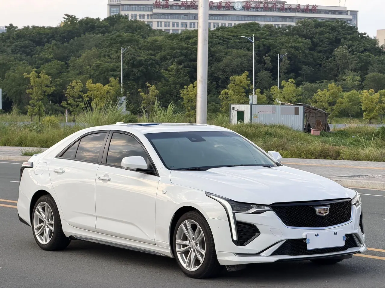 Cadillac 2021 CT4 2.0T 28T fashion (fashion) automatic gear 3