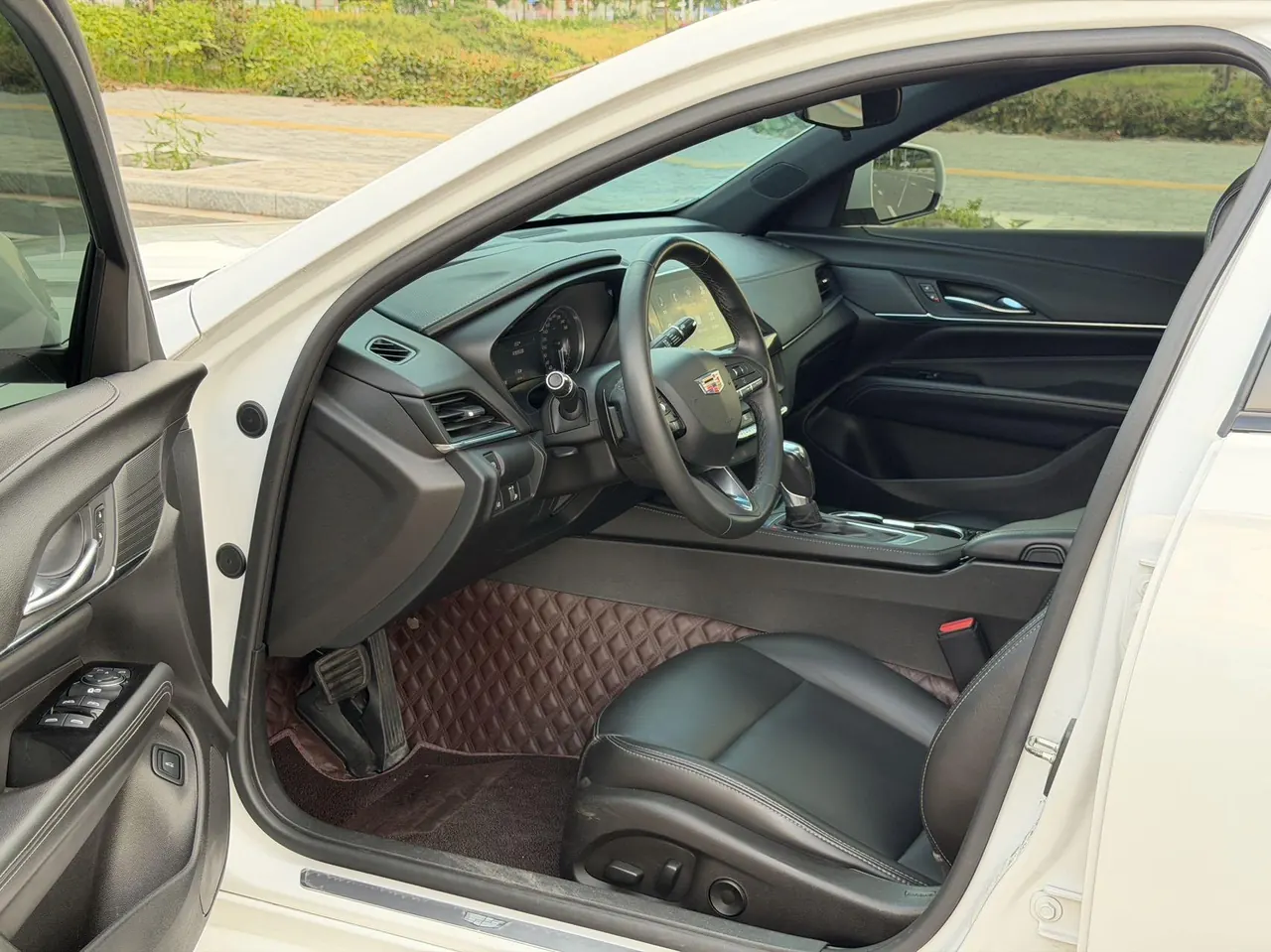 Cadillac 2021 CT4 2.0T 28T fashion (fashion) automatic gear 4