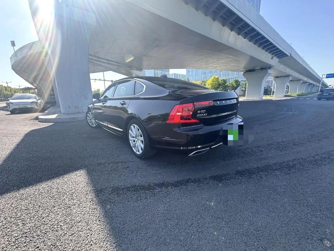Volvo 2020 S90 2.0T T5 Zhiyi Deluxe Edition Automatic Gear 5