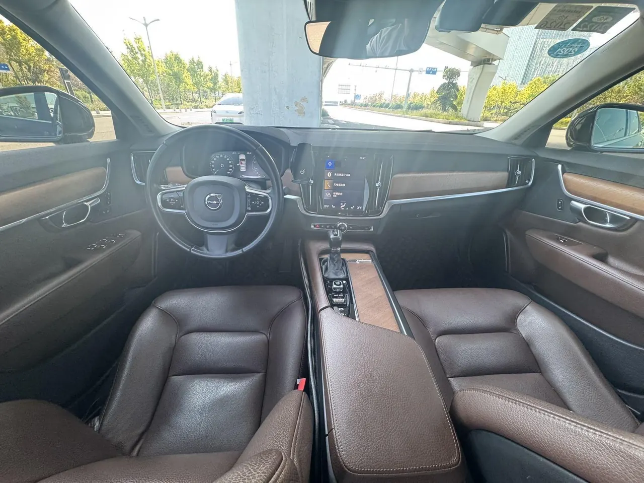 Volvo 2020 S90 2.0T T5 Zhiyi Deluxe Edition Automatic Gear 8