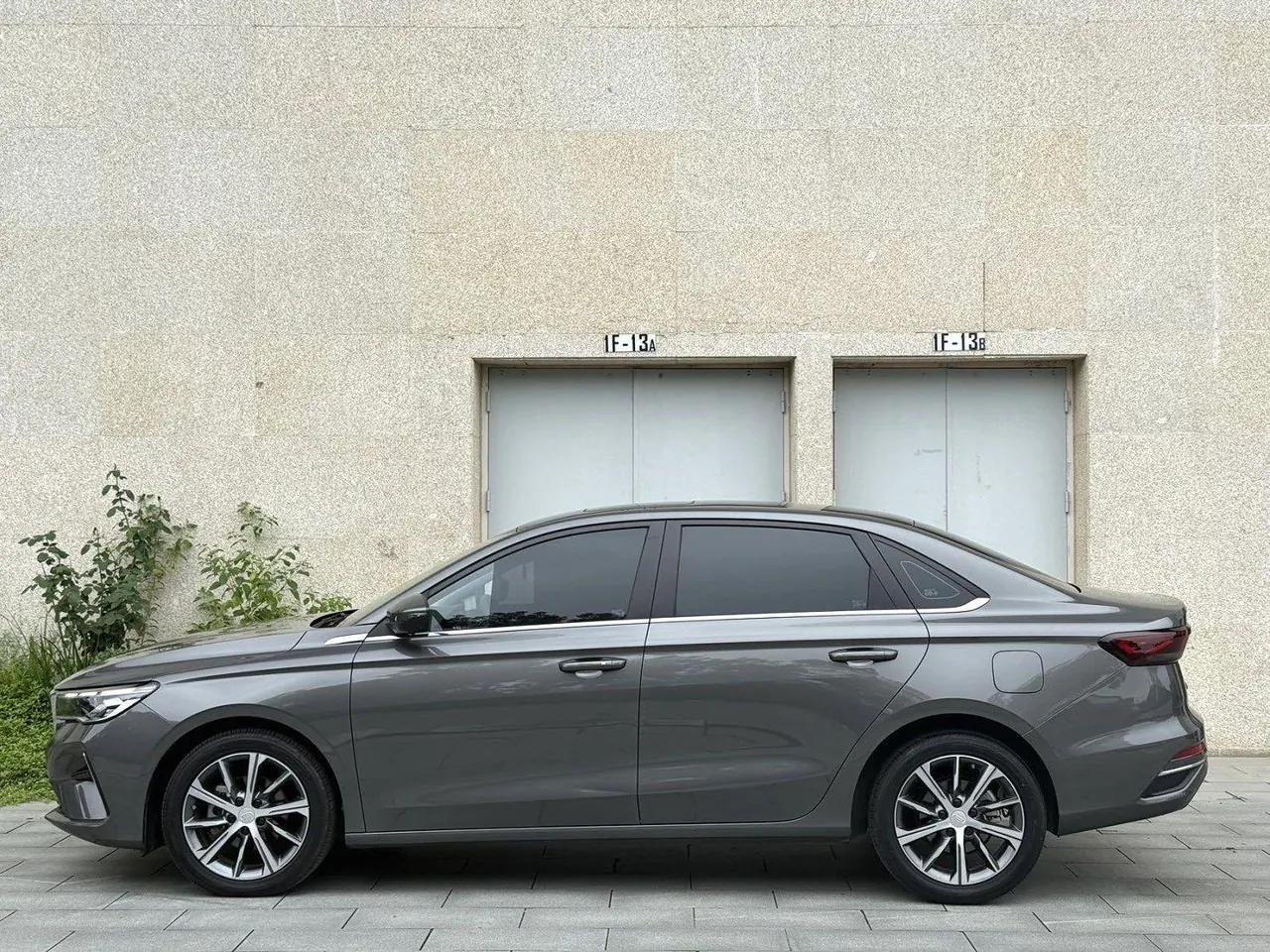 Geely 2023 Emgrand-Sanxiang 1.5 Stepless Champion Edition Noble Automatic Gear 3