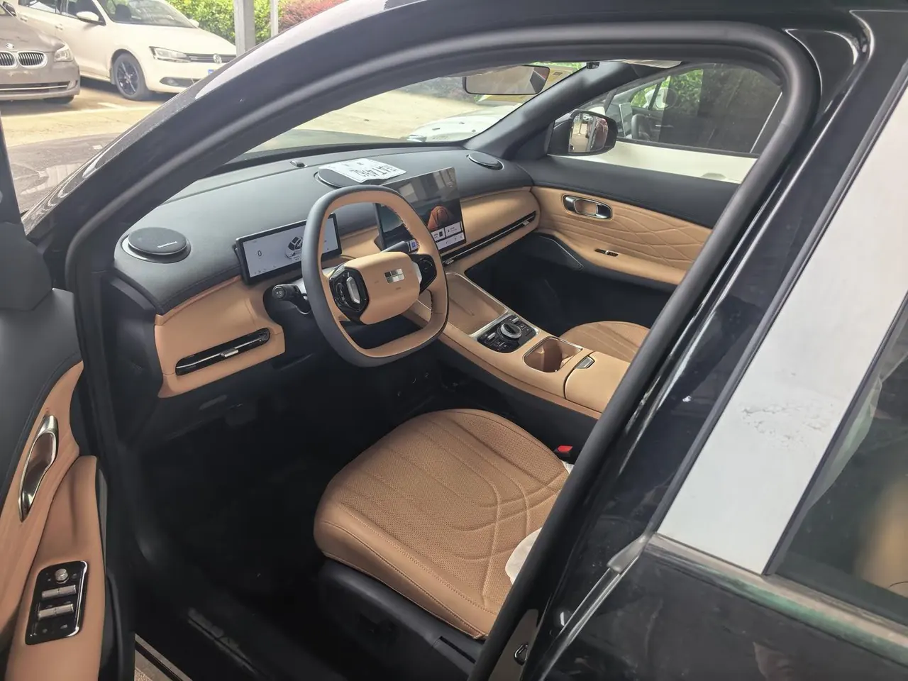 Geely Galaxy 2026 Starship 7 EM-i 1.5 135km Smart Navigation Edition Automatic Gear 4