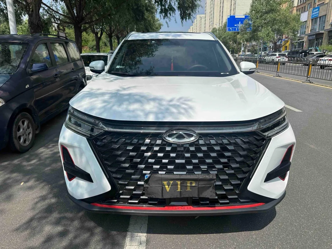 Chery 2022 Ruihu 8 PRO 1.6T 290T Two-Drive Sky Edition 5-seat Automatic Gear 2