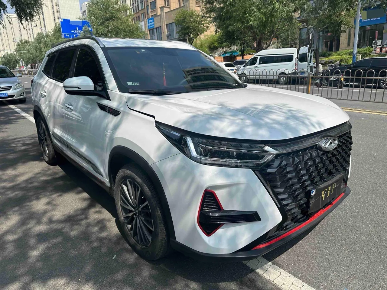 Chery 2022 Ruihu 8 PRO 1.6T 290T Two-Drive Sky Edition 5-seat Automatic Gear 3