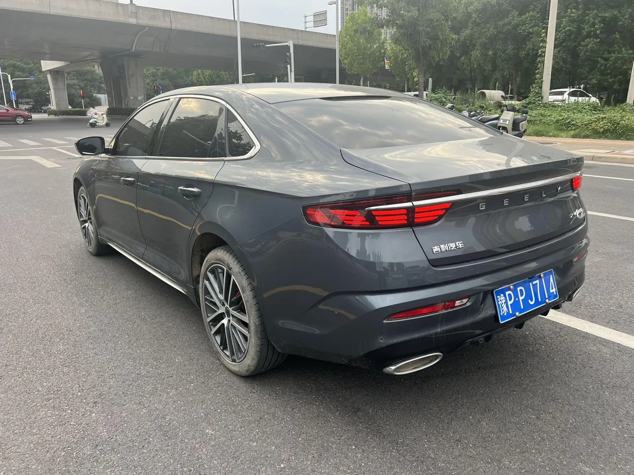 Geely 2021 xingrui 2.0T distinguished model (modified) automatic gear 7