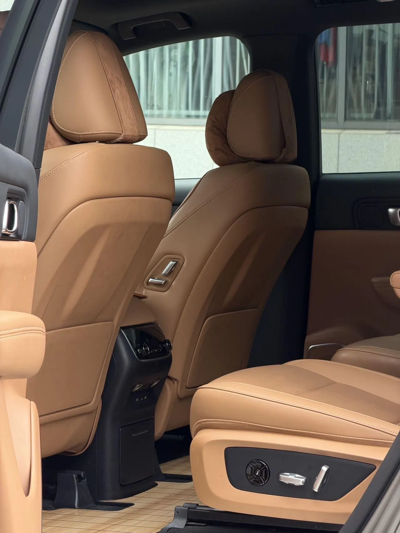 Li 2021 ONE 1.2T extended range 6-seat automatic gear 5
