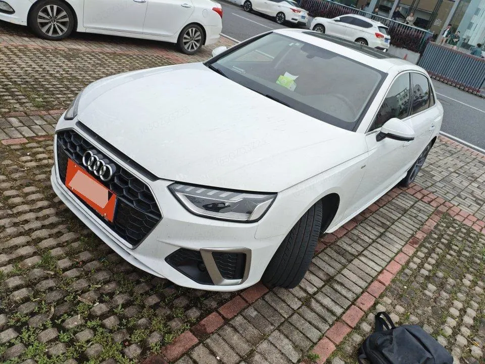 Audi 2020 A4L 2.0TFSI 40TFSI Fashion Dynamic Automatic - View 1