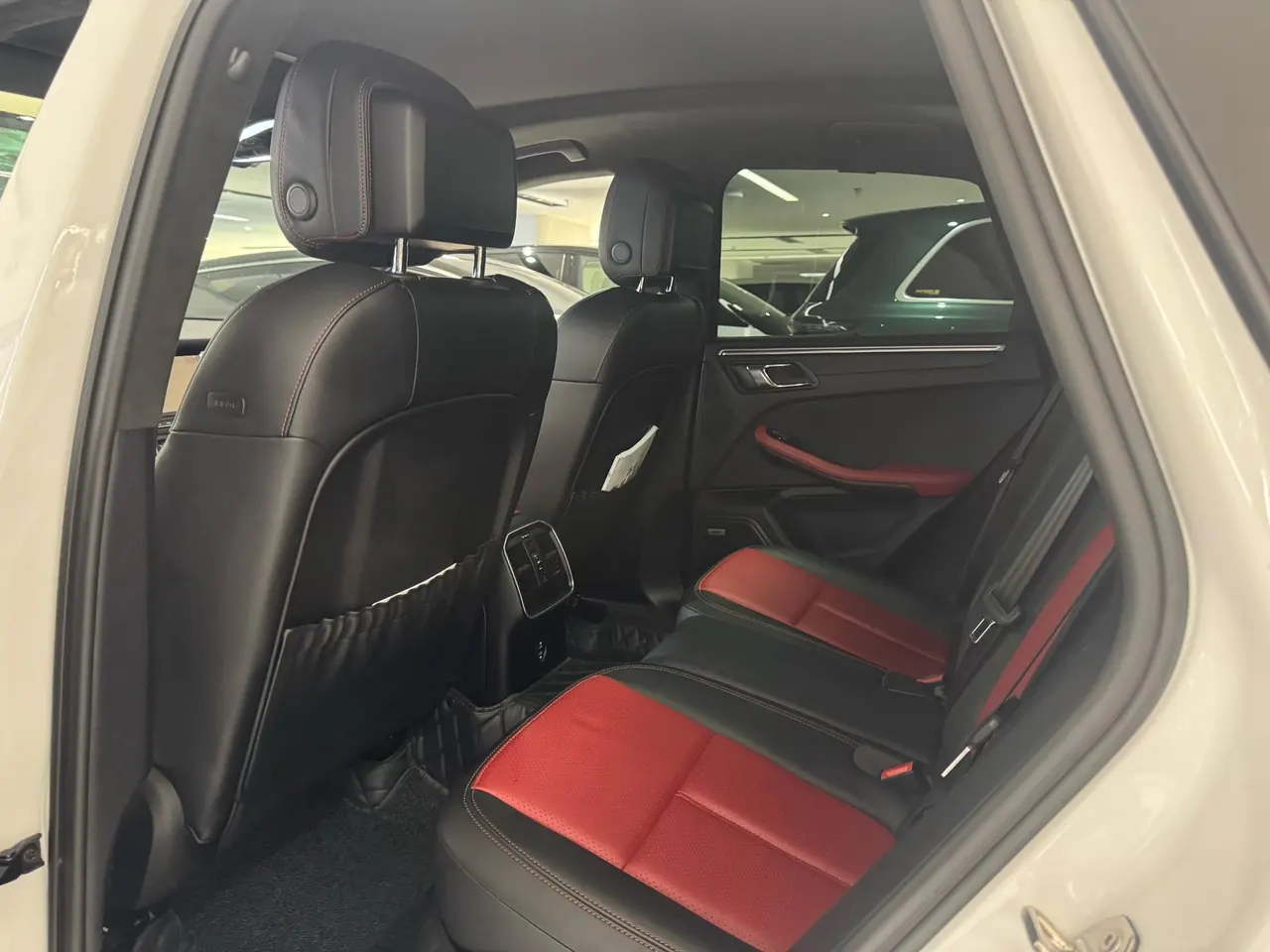 Porsche Macan (Imported) 2021 Macan 2.0T Automatic Gear 10