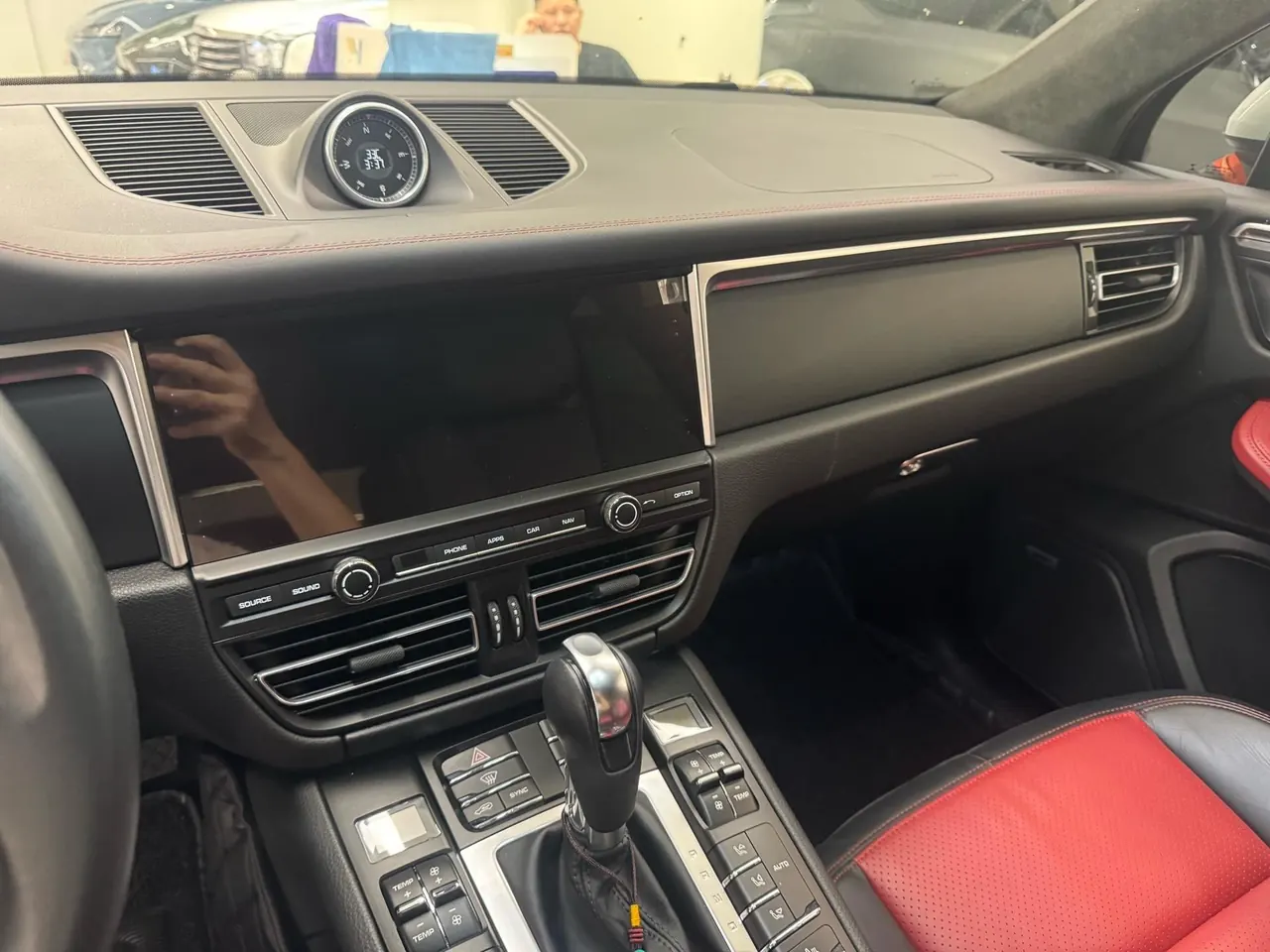 Porsche Macan (Imported) 2021 Macan 2.0T Automatic Gear 8