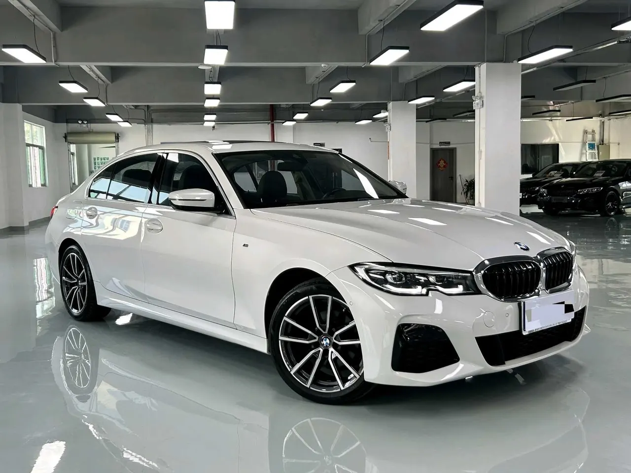BMW 3 Series 2022 325Li 2.0T M Sports Suit (Modified) Automatic Gear 17
