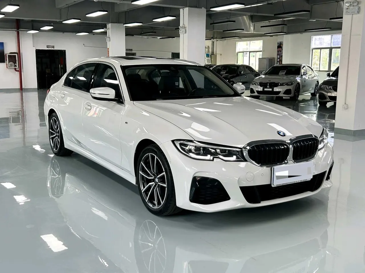 BMW 3 Series 2022 325Li 2.0T M Sports Suit (Modified) Automatic Gear 3