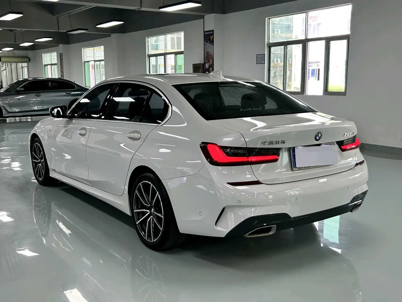 BMW 3 Series 2022 325Li 2.0T M Sports Suit (Modified) Automatic Gear 5